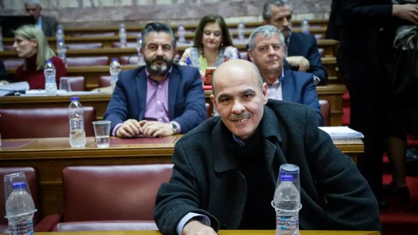 Ξανά στο ΠΑΣΟΚ ο Μιχελογιαννάκης μετά τη ΔΗΜΑΡ, τον ΣΥΡΙΖΑ και τον Κασσελάκη: «Επιστρέφω στο σπίτι μου»