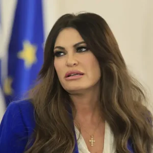 Κίμπερλι Γκιλφόιλ: Οι καταγγελίες είναι ψευδείς και σκοπεύω να υπερασπιστώ σθεναρά το όνομα, τη φήμη και την ακεραιότητά μου