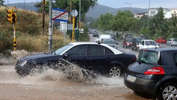 Κακοκαιρία: Καταιγίδες και άνεμοι έως 9 μποφόρ μέχρι την Κυριακή σε Κρήτη και Δωδεκάνησα – Κόκκινη προειδοποίηση από ΕΜΥ