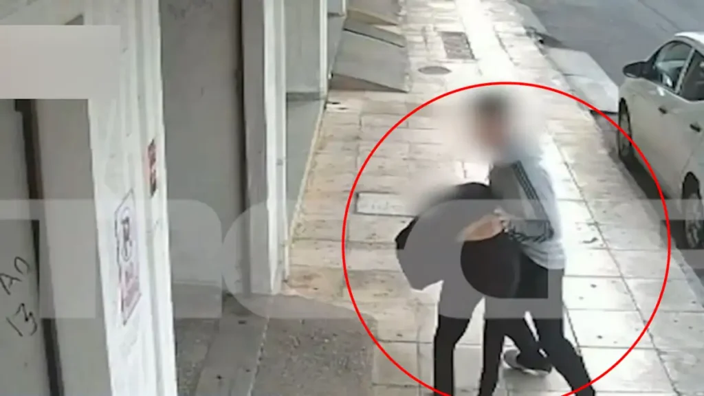 Καλαμάτα: Άγριος ξυλοδαρμός 17χρονου από συνομήλικό του – «Καταλαβαίνω σε τι βαθμό έφεραν το γιο μου για να το κάνει»