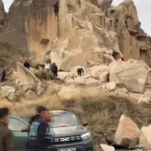 Κατέρρευσε Καμινάδα της Νεράιδας στην Καππαδοκία: Αναφορές για τουλάχιστον δύο νεκρούς (ΒΙΝΤΕΟ)
