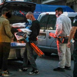 Κολωνός: Φωτογραφίες ντοκουμέντα από την έκρηξη – Η παγιδευμένη με εκρηκτικά σακούλα, ο πυροκροτητής και τα σενάρια της ΕΛΑΣ