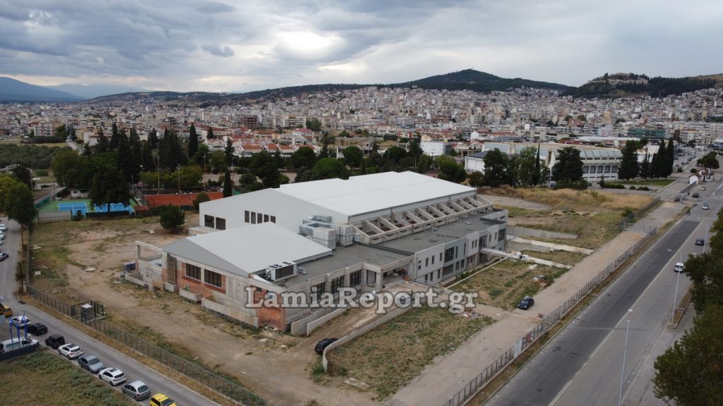 Κλειστό Κολυμβητήριο Λαμίας: Ένα σύγχρονο γεφύρι της Άρτας (ΒΙΝΤΕΟ-ΦΩΤΟ)