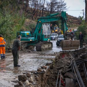 Ρέθυμνο: Νέο 112 στον Μυλοπόταμο - «Μετακινηθείτε σε υψηλότερα σημεία» - Συνεχίζεται η επέλαση της κακοκαιρίας