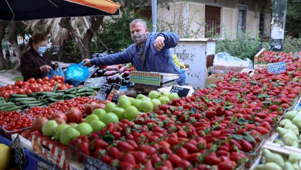 Ανοίγει ο δρόμος για λαϊκές αγορές το απόγευμα: Το νέο πλαίσιο για το υπαίθριο εμπόριο