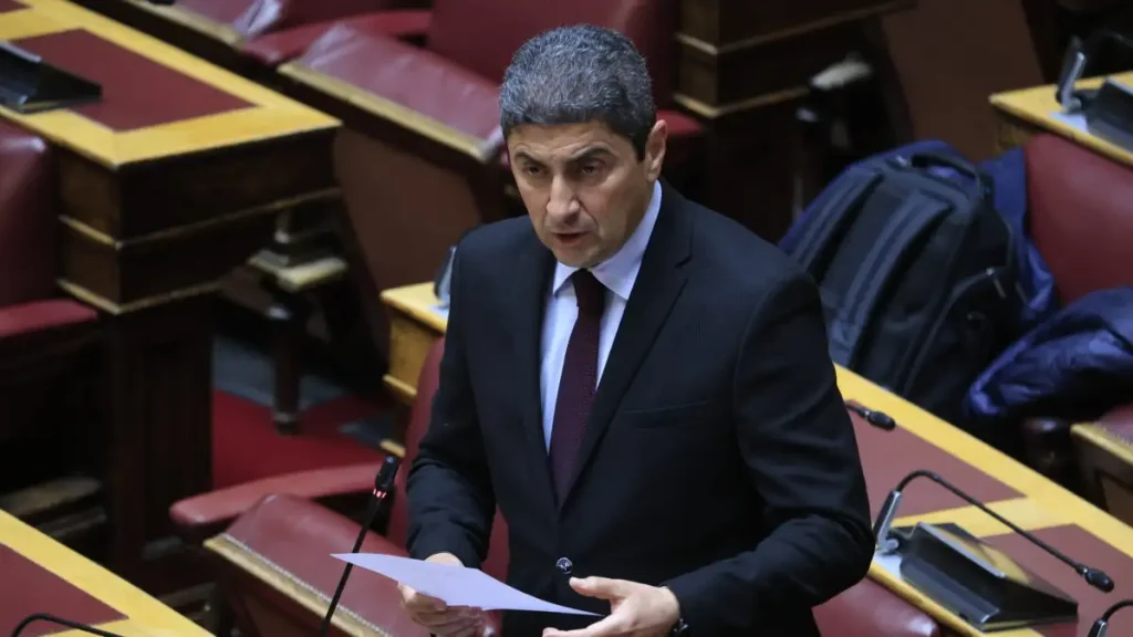 Λευτέρης Αυγενάκης για τα στημένα παιχνίδια στο μπάσκετ: «Όλα στο φως» – Τι είπε για τις αλλαγές στις ομοσπονδίες