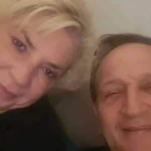 Δήμητρα Λιάνη Παπανδρέου: Στιγμές από το πάρτι που έκανε για τη γιορτή της – Στην παρέα της ο Σπύρος Μπιμπίλας