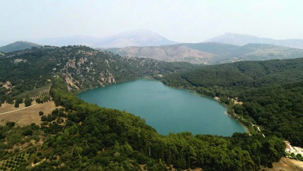 Λίμνη Ζηρού: Ο μύθος που κρύβεται  στα νερά της - ΒΙΝΤΕΟ