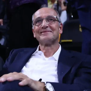 Σκάνδαλο στο ελληνικό μπάσκετ: Ο Βαγγέλης Λιόλιος είχε ζητήσει την αποβολή του Κουζμίνσκας της ΑΕΚ σε ματς με τον Προμηθέα το 2024