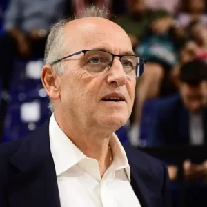 Ο Βαγγέλης Λιόλιος ολοκλήρωσε την απολογία του μετά από 3,5 ώρες - Αρνείται το βαρύ κατηγορητήριο