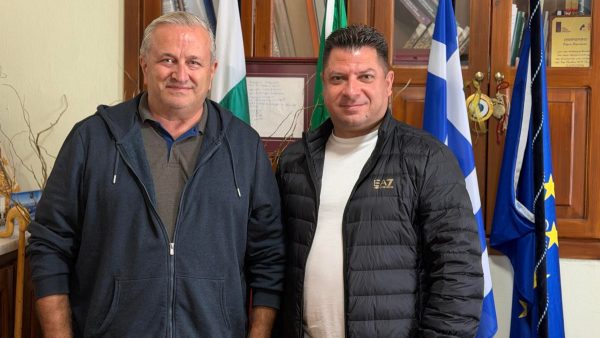 Ο Δήμαρχος Δομοκού συναντήθηκε με τον Πρόεδρο του Συλλόγου Πολυτέκνων Οικογενειών Φθιώτιδας
