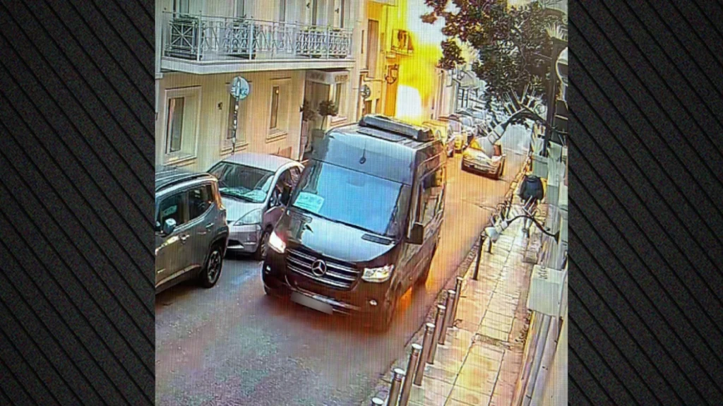 Αδιανόητο: Κλέφτες χαλκού προκάλεσαν την έκρηξη στην Πλάκα με έξι νεκρούς, από θαύμα γλίτωσαν 12 μαθητές σε διερχόμενο σχολικό