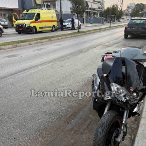 Τροχαίο με μηχανάκι το πρωί στη Λαμία (ΦΩΤΟ)