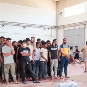 Return Hub: Μετά τα Χριστούγεννα η πρώτη συμφωνία για Κόμβο Επιστροφής μεταναστών στην Αφρική – Το 2027 η δημιουργία του