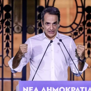 Η Νέα Δημοκρατία γιορτάζει τα 52 χρόνια με κουίζ, 360 photo booth και ψηφιακή προεκλογική συγκέντρωση