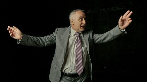 Λαμία: «Ο Βασιλιάς Γυμνός» του Γιάννη Παπάζογλου στο 27o Φεστιβάλ για Σολίστες και Πρωταγωνιστές