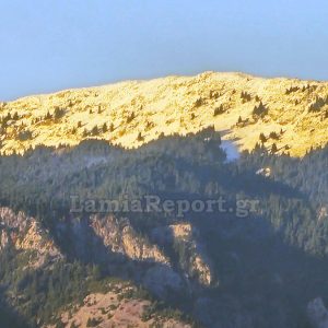Χιονισμένες οι κορυφές της Οίτης από Οκτώβρη μήνα!