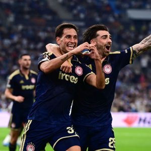 Μαρσέιγ - Ολυμπιακός 0-1: Θρυλικό διπλό στο Βελοντρόμ με Έσε και 2/2 για τους Πειραιώτες στο Europa League