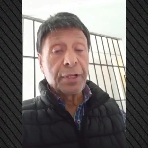 Ο Βασίλης Παϊτέρης ανέβασε βίντεο μέσα από το κρατητήριο: «Δε χρωστάω σε κανέναν, δεν έχω να δώσω λόγο σε κανέναν»