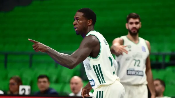 Παναθηναϊκός – Περιστέρι Betsson 93-75: Άνετη νίκη για τη GBL με εκπληκτικούς Ναν και Μήτογλου