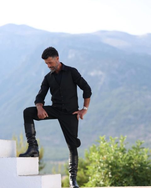 Ο influencer βοσκός από την Κρήτη που έδωσε συνέντευξη στο BBC