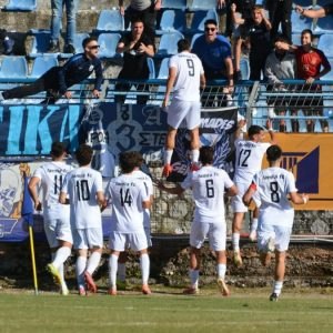 Γ’ Εθνική: Τεσσάρα για τη Λαμία, πρώτη νίκη για Σταυρό, ισοπαλία στο ντέρμπυ κορυφής ο Κηφισσός