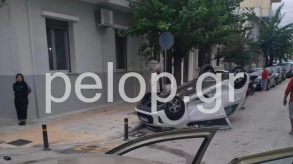 Ένας τραυματίας στην Πάτρα μετά από σύγκρουση δύο αυτοκινήτων - Το ένα όχημα κατέληξε αναποδογυρισμένο
