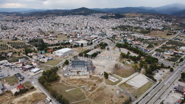 Πανελλήνια Έκθεση Λαμίας: Θα ξαναζωντανέψει ή θα γεμίσει πάλι άδεια κτίρια; (ΒΙΝΤΕΟ)
