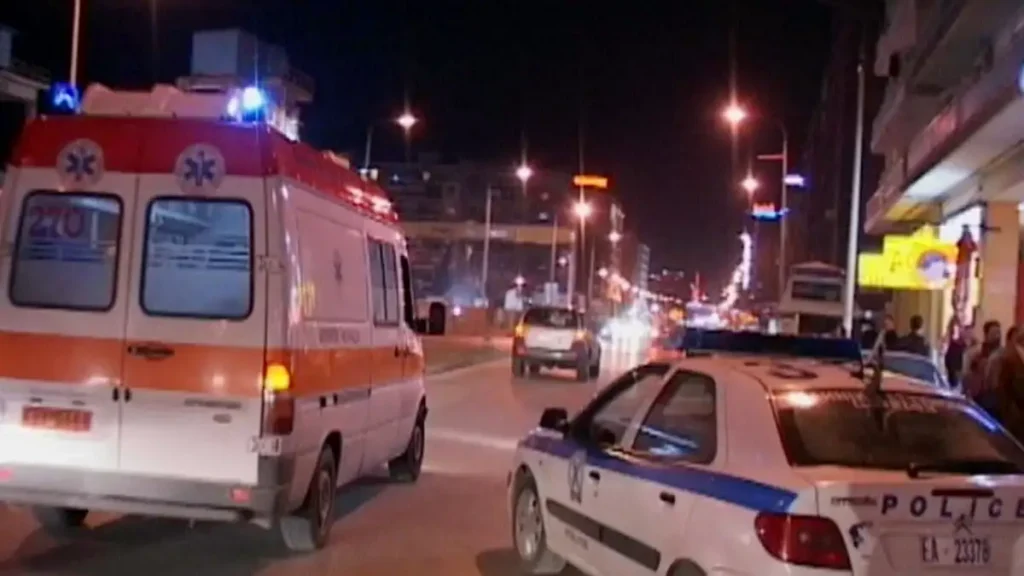 Άγριο επεισόδιο στη Δυτική Θεσσαλονίκη: Τρανς έριξε τούβλο σε νεαρό γιατί διαφώνησαν για την ερωτική συνεύρεση