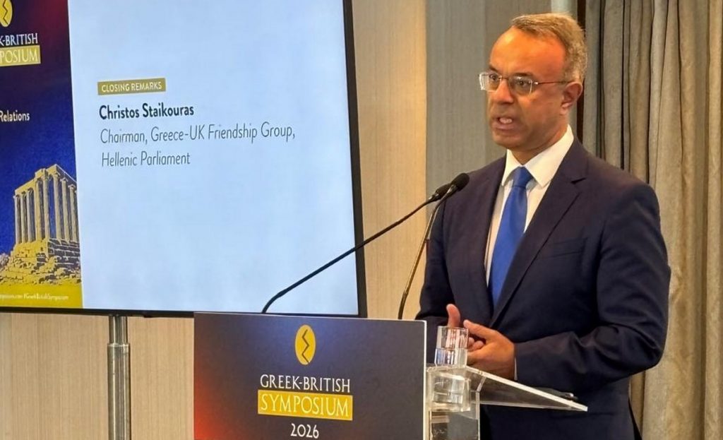 Παρέμβαση Σταϊκούρα στο Greek-British Symposium 2026 με θέμα “Redefining UK-Greece Relations”