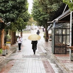 Καιρός: Επιμένουν οι βροχές και οι καταιγίδες – Νέα κακοκαιρία από την Κυριακή με πτώση της θερμοκρασίας