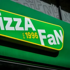 Pizza FAN: «Διαγραφή» από την οργανωμένη εστίαση αποφάσισε η ΕΠΟΕΣ