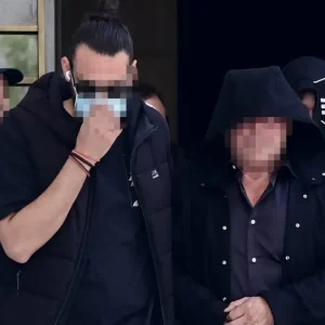 Pizza Fan: Διάλογοι «φωτιά» για τη φοροδιαφυγή – «Μέχρι 40 ευρώ μπορεί να βγει “κέρασμα”», «δεν θα εκτεθούμε μόνοι μας σαν τους μ@@κες»