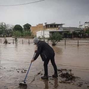Κακοκαιρία: Μήνυμα του 112 στην Μαγνησία για πλημμύρες – «Αν βρίσκεστε στην Πλατανιά, ανεβείτε σε υψηλότερους ορόφους»