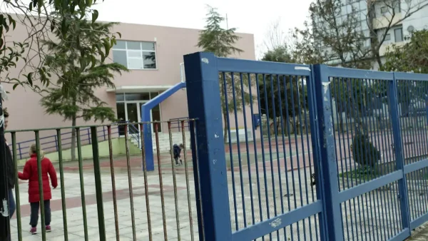 Βούλα: Καθηγητής γυμναστικής κατηγορείται πως παρενόχλησε σεξουαλικά 3 μαθητές του