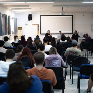Το «HillTen» του Γιώργου Παπασταμούλου άνοιξε διάλογο με τους φοιτητές Ψηφιακών Τεχνών και Κινηματογράφου του ΕΚΠΑ στα Ψαχνά