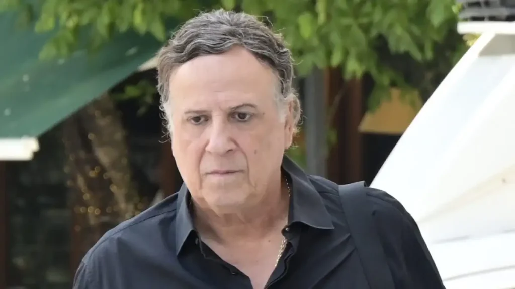 Χάρης Ρώμας: Στα 25 παντρεύτηκα μια συμφοιτήτριά μου, ήταν πολύ προσωπική υπόθεση και κράτησε 2 χρόνια