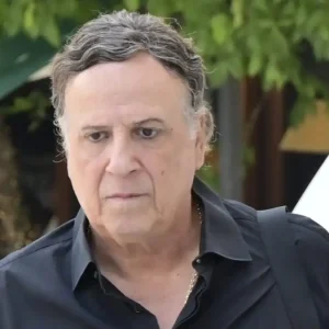 Χάρης Ρώμας: Στα 25 παντρεύτηκα μια συμφοιτήτριά μου, ήταν πολύ προσωπική υπόθεση και κράτησε 2 χρόνια