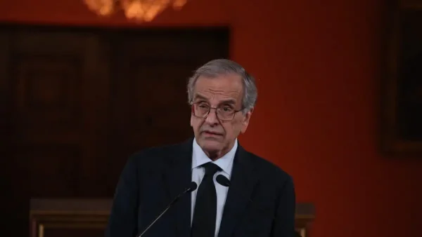 Αντώνης Σαμαράς: Το τηλεφώνημα με υπάλληλο υπουργείου που συστήθηκε σαν «Πούτιν» και το παρασκήνιο πίσω από τα Μνημόνια