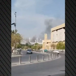 Δύο αεροδρόμια της Σαουδικής Αραβίας έπληξαν οι Χούθι, αναχαιτίστηκε και πύραυλος Κρουζ - Υπάρχουν τραυματίες, λένε οι Σαουδάραβες, βίντεο