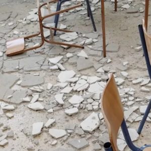 Σε κατασκευαστική κακοτεχνία οφείλεται η πτώση σοβά που τραυμάτισε μαθητή στο Γυμνάσιο Βασιλικών – Θα λειτουργήσει τη Δευτέρα το σχολείο