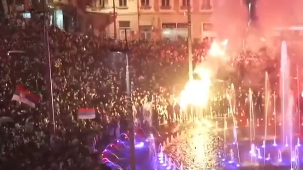 «Χάσαμε»: Αποκαθήλωση Βούτσιτς μετά από 14 χρόνια - Ιστορική νίκη της «Φοιτητικής Λίστας» και νέα εποχή στη Σερβία