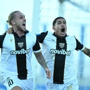 Καλαμάτα – ΟΦΗ 4-3: Ο Σίγκουρτσον λύτρωσε τη «Μαύρη Θύελλα» στο 4ο λεπτό των καθυστερήσεων – Απίστευτο ματς για τη Super League