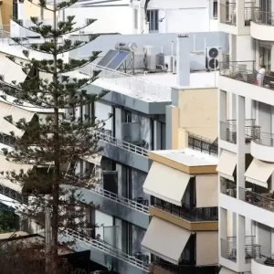 Ακίνητα: Αύξηση 5,7% στις τιμές αγοράς, σταθερά τα ενοίκια το γ΄ τρίμηνο – Εξαφανίστηκαν τα προσιτά οικογενειακά σπίτια