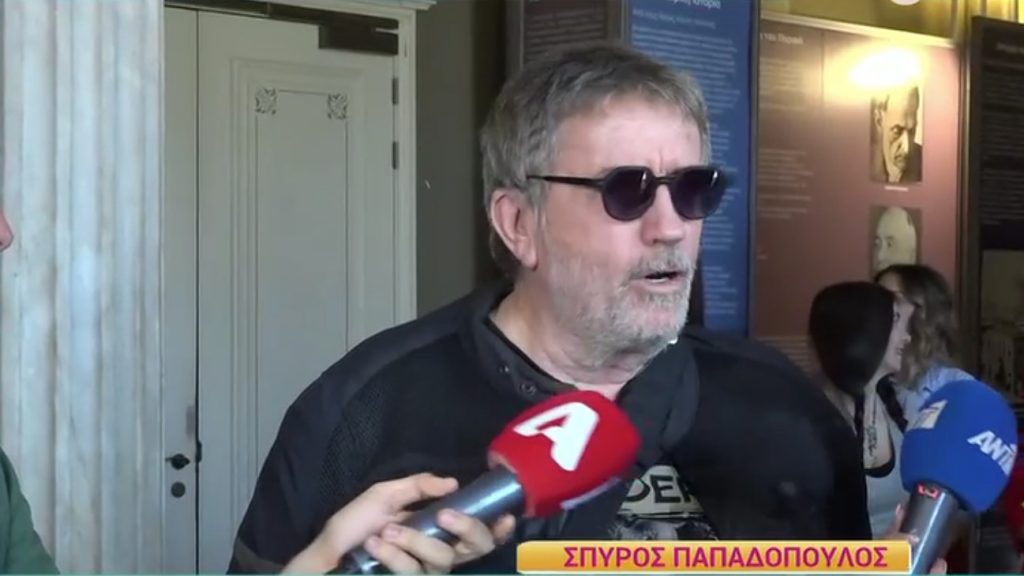Σπύρος Παπαδόπουλος: Δεν με βλέπω στην τηλεόραση, δεν μπορώ ούτε να με ακούω, το έχουν πολλοί άνθρωποι αυτό