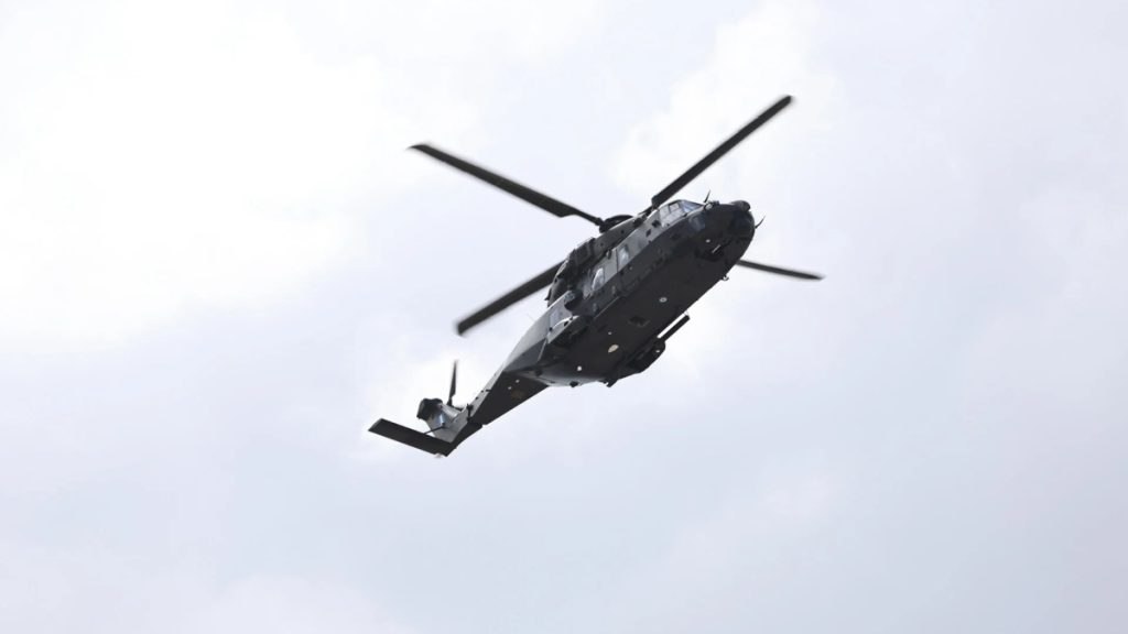 Βαριά προσγείωση στρατιωτικού ελικοπτέρου στην Κάλυμνο - Σώοι οι χειριστές