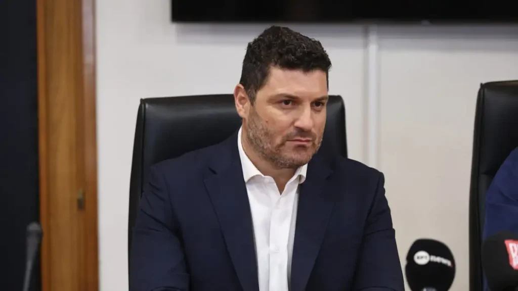 Νέα έκρηξη στη Motor Oil: Έξι ερωτήματα Τεμπονέρα προς Κεραμέως για την ασφάλεια των εργαζομένων