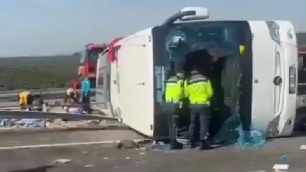 Τουρκία: Βίντεο ντοκουμέντο από το τροχαίο με το λεωφορείο και τους 11 νεκρούς – Οδηγός έκανε όπισθεν σε αυτοκινητόδρομο