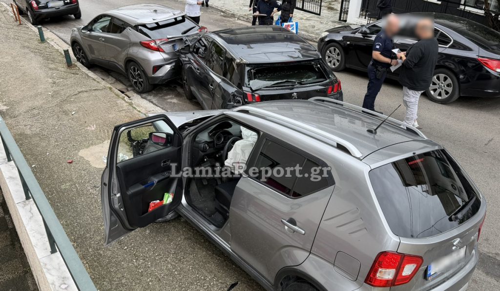Λαμία: Κόλλησε το γκάζι και τα πήρε παραμάζωμα - Από τύχη δεν υπήρξε σοβαρός τραυματισμός - Δείτε εικόνες