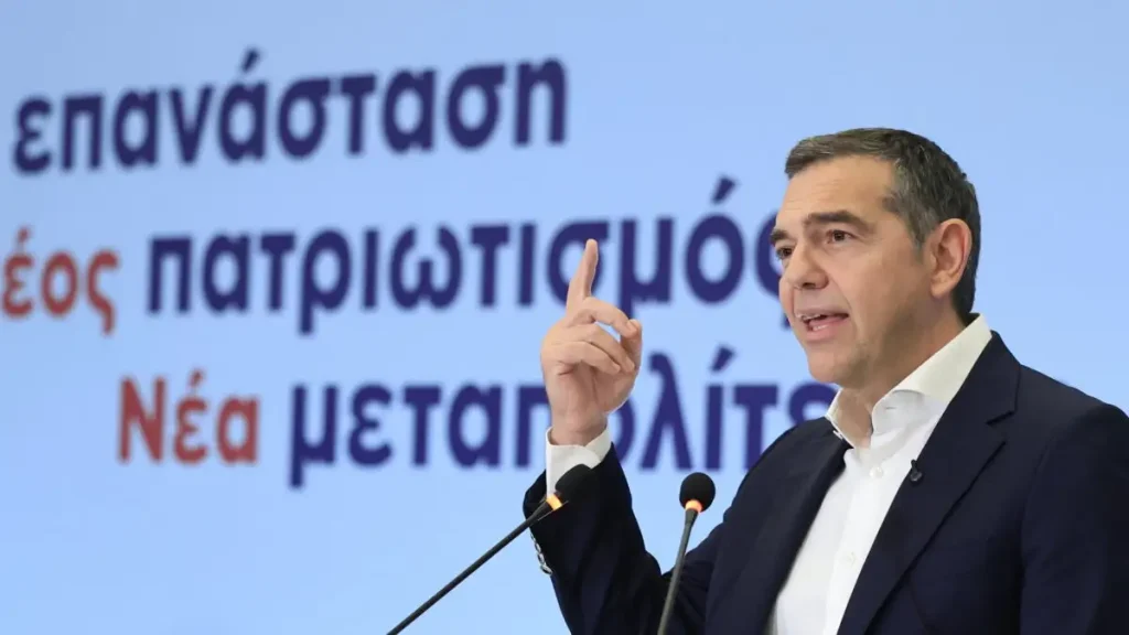 Ο Αλέξης Τσίπρας στο σχολικό συγκρότημα της Γκράβας: Να αποκλειστεί κάθε κίνδυνος, να γυρίσουν πίσω με ασφάλεια στις αίθουσες οι μαθητές